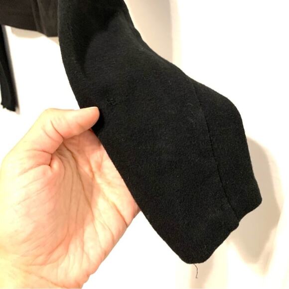 Club Monaco Black Faux Suede Long Sleeve Crop Top - Picture 3 of 12